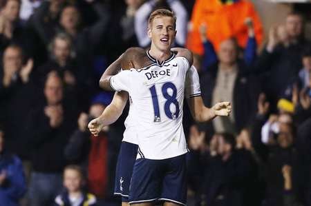 作出简短回 作出简短回