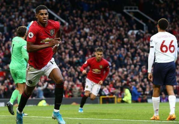 在高速比拼 在高速比拼